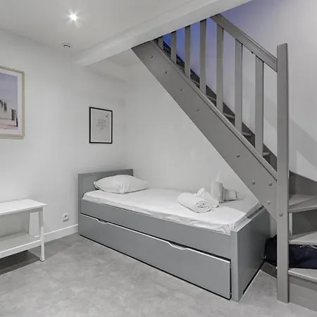 Charming 1br Batignolles Paris