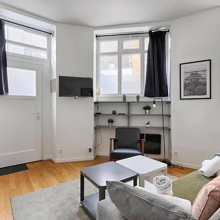 Apartment Charming 1br Batignolles