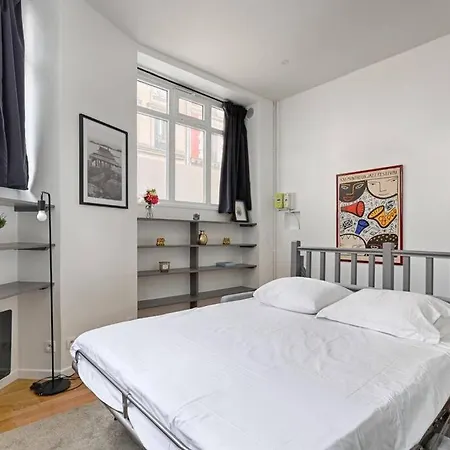 Charming 1br Batignolles Apartamento *
